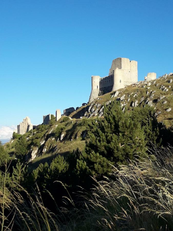 Barisciano Natour L'Ostello Per I Camminatori מראה חיצוני תמונה